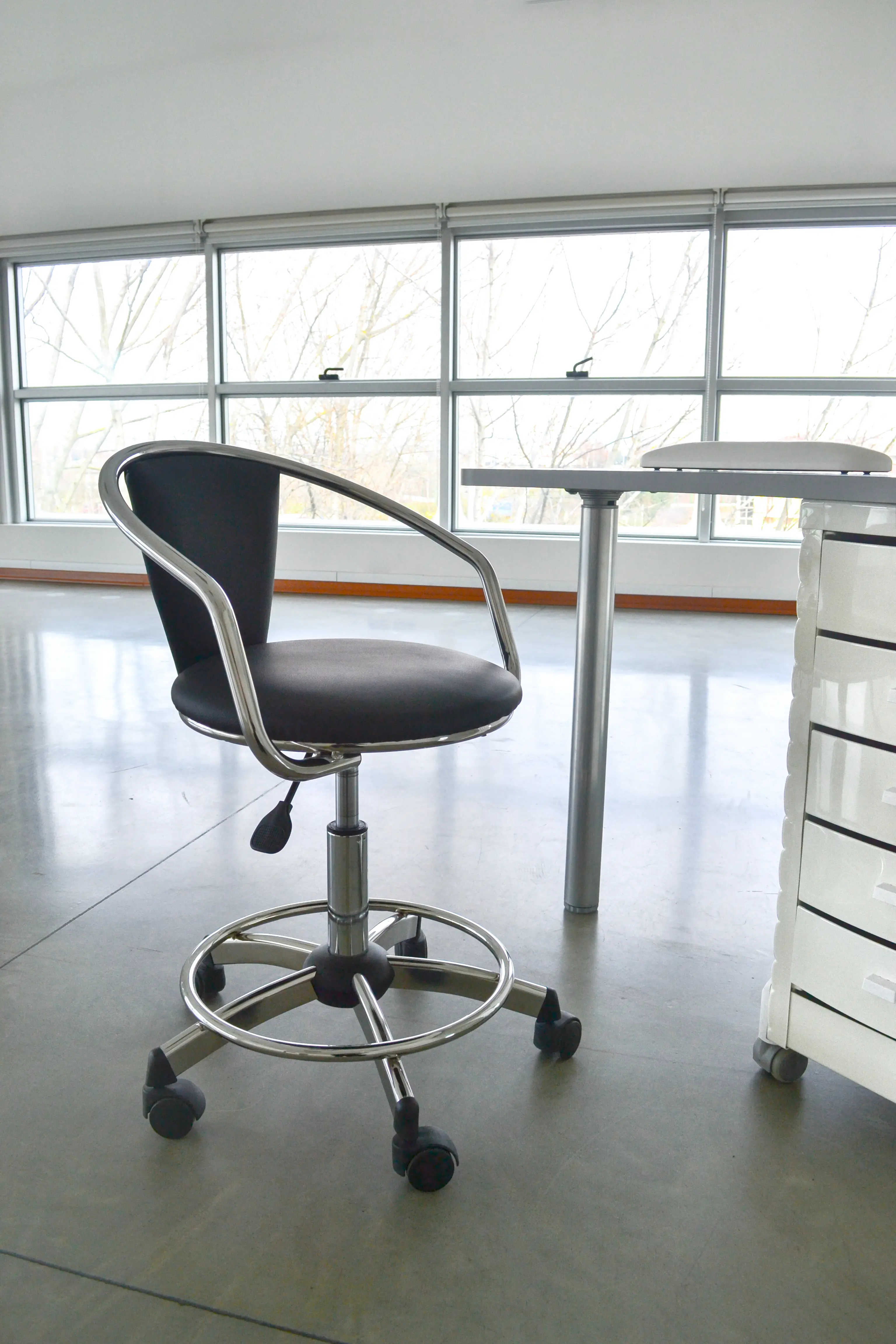 Taboret kosmetyczny ARTECNO® BEAUTY CHAIR 