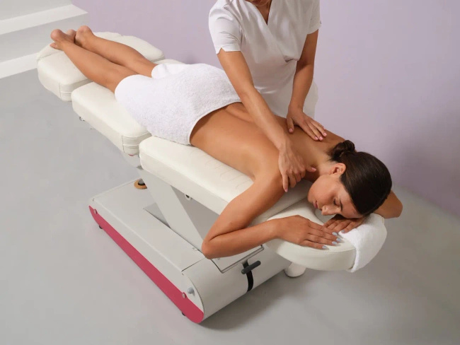 Fotel kosmetyczny NAGGURA® SWOP B4 PRO podświetlany z tapicerką  Naggura® Skin z technologią Permablok 3© odporną na bakterie, plamy i UV | bez lub z podgrzewaniem | Fotel medyczny