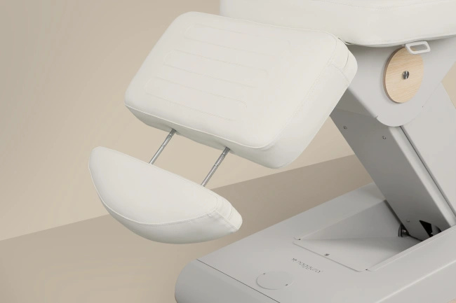 Fotel kosmetyczny NAGGURA® SWOP B4 PRO podświetlany z tapicerką  Naggura® Skin z technologią Permablok 3© odporną na bakterie, plamy i UV | bez lub z podgrzewaniem | Fotel medyczny