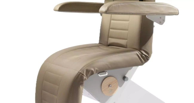 Fotel kosmetyczny NAGGURA® SWOP B4 UP GR z podgrzewanym materacem i tapicerką SOFT PU NAGGURA® SKIN odporną na wirusy, plamy i UV | 3 kolory 