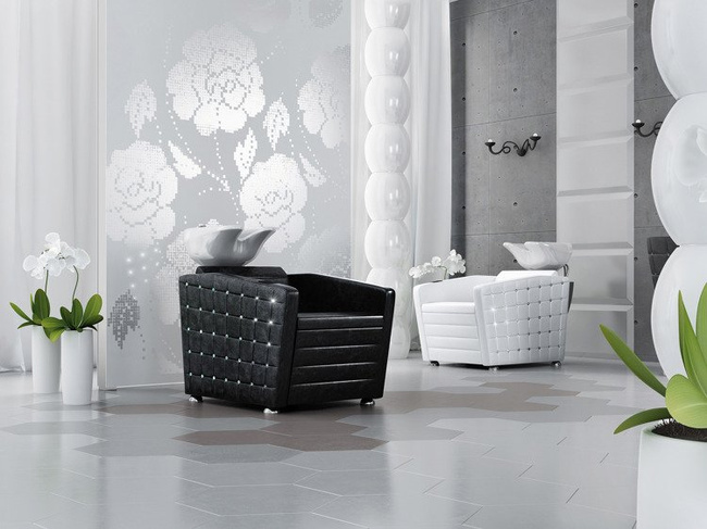 Fotel fryzjerski Panda Trzebnica GLAMOUR z kryształami Swarovski®
