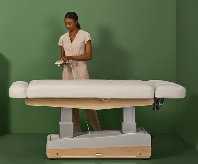 Łóżko kosmetyczne SPA NAGGURA® SWOP S4 GR z podgrzewaniem, tapicerką SOFT PU i podłokietnikami TwinLift®  | gruby i szeroki materac z pianką MEMORY