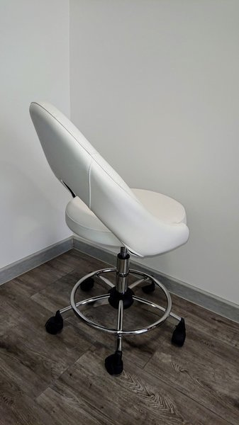 Taboret kosmetyczny ARTECNO® ZENITH | wybierz kolor tapicerki i rodzaj podstawy