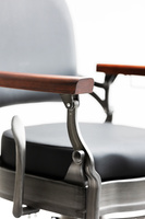 Fotel barberski DDUUEETT® FLEK