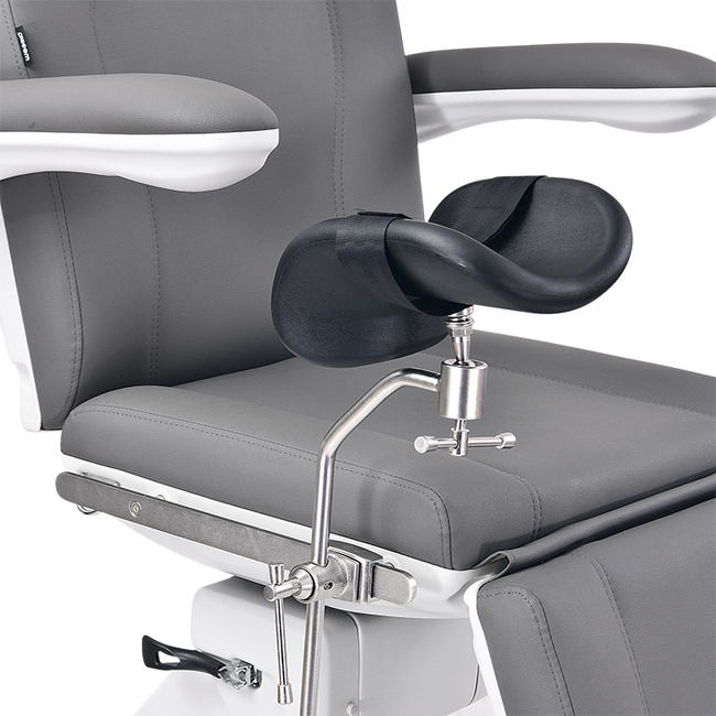 Fotel kosmetyczny WEELKO® SIMUS GYN obrotowy 110° z podpórkami ginekologicznymi i pełno ruchomym zagłówkiem