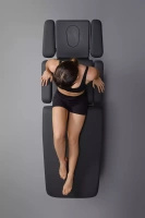 Leżanka fizjoterapeutyczna NAGGURA® N'RUN EVO 5S podświetlane z podłokietnikami Twinlift®, składanymi podłokietnikami bocznymi i podgrzewanym materacem 
