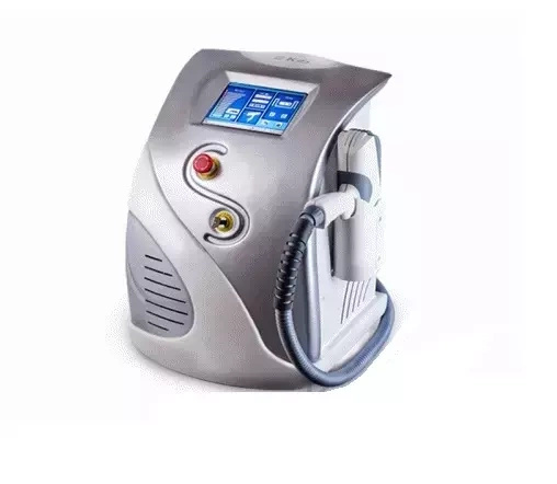 Laser medyczny Q-switch MED 810 A Nd YAG 5w1 | Peeling węglowy Black Doll 