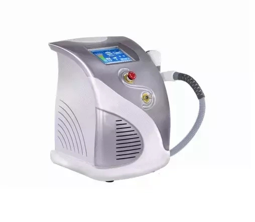 Laser medyczny Q-switch MED 810 A Nd YAG 5w1 | Peeling węglowy Black Doll 