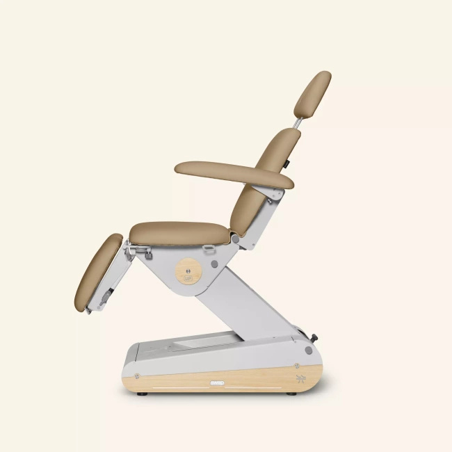Fotel podologiczny NAGGURA® SWOP P3 UP podświetlany z podgrzewanym materacem i tapicerką Naggura® Skin | podnóżki regulowane góra-dół, przód-tył, na boki o 90° | 3 kolory 
