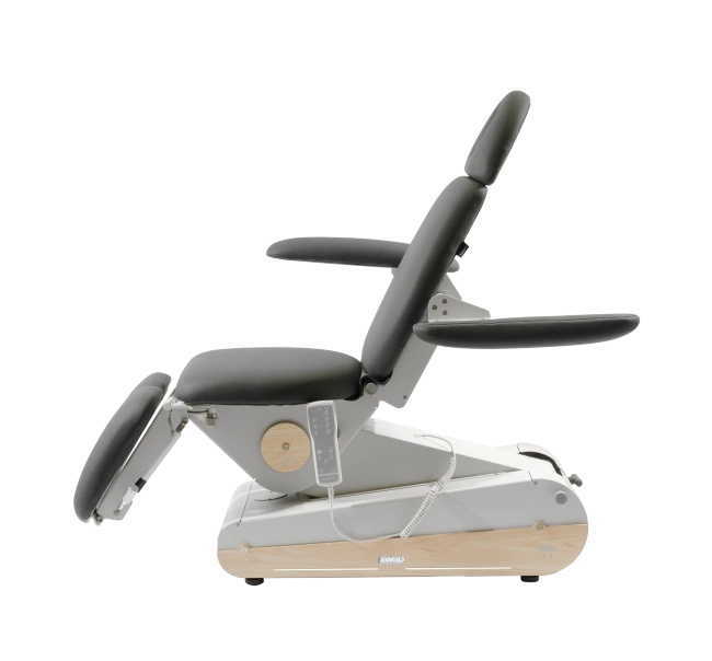 Fotel podologiczny NAGGURA® SWOP P3 UP podświetlany z podgrzewanym materacem i tapicerką Naggura® Skin | podnóżki regulowane góra-dół, przód-tył, na boki o 90° | 3 kolory 