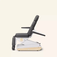 Fotel podologiczny NAGGURA® SWOP P3 PRO podświetlany z pilotem i tapicerką z technologią Permablok 3© odporną na plamy, zarazki i UV 