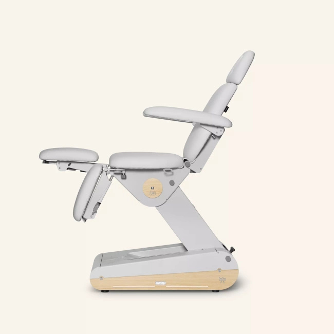 Fotel podologiczny NAGGURA® SWOP P3 UP podświetlany z podgrzewanym materacem i tapicerką Naggura® Skin | podnóżki regulowane góra-dół, przód-tył, na boki o 90° | 3 kolory | Fotel do pedicure wysokiego unoszenia