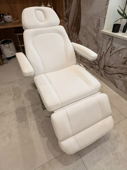 Fotel kosmetyczny DDUUEETT® SAPPHIRE elektryczny obrotowy 240° | fotel wysokiego unoszenia z podgrzewanym materacem